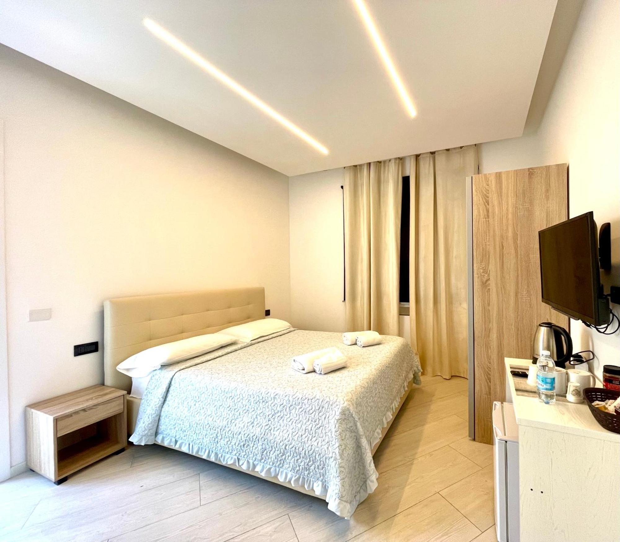 Magenta Rooms Olbia Eksteriør billede