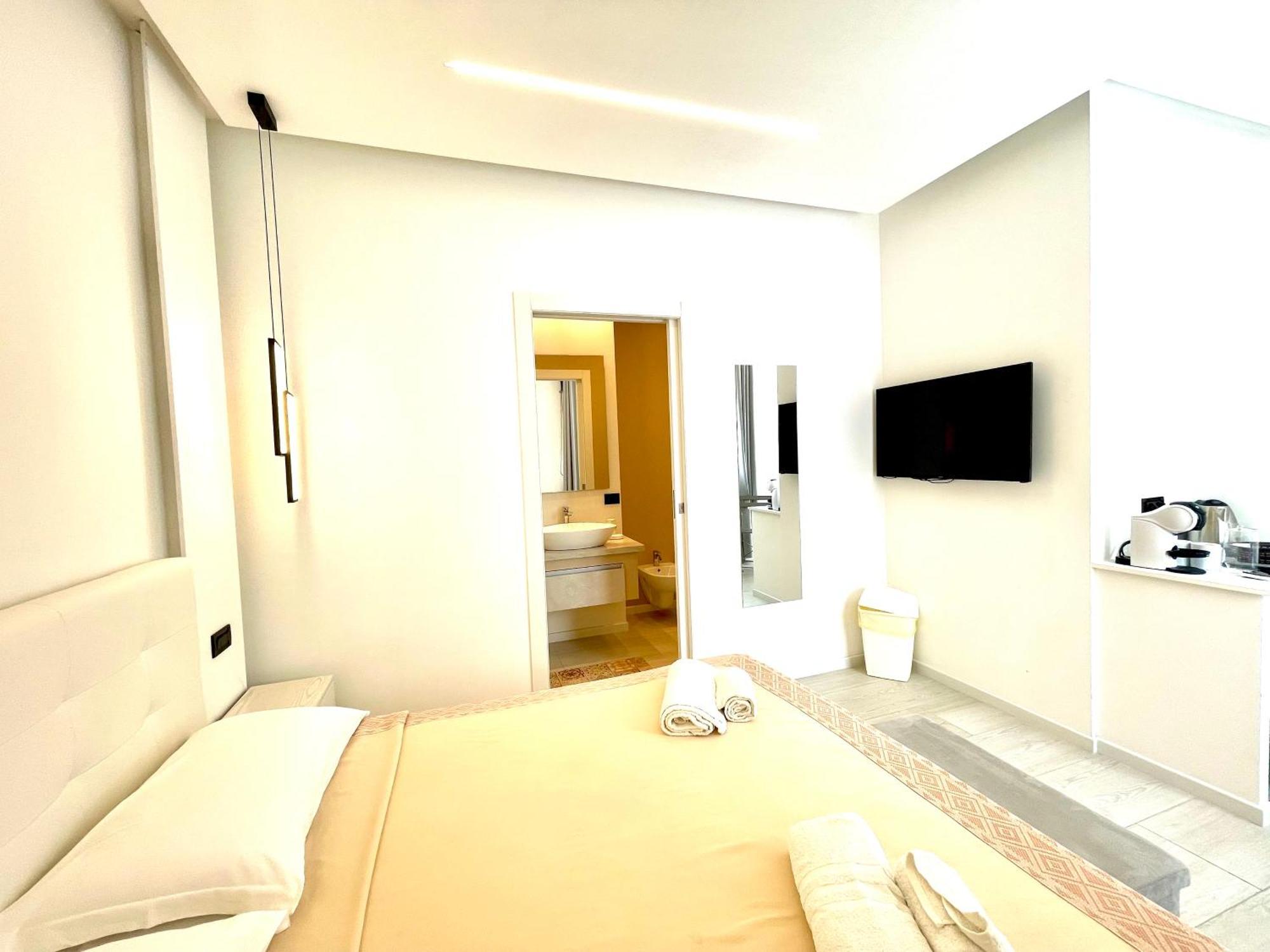 Magenta Rooms Olbia Eksteriør billede