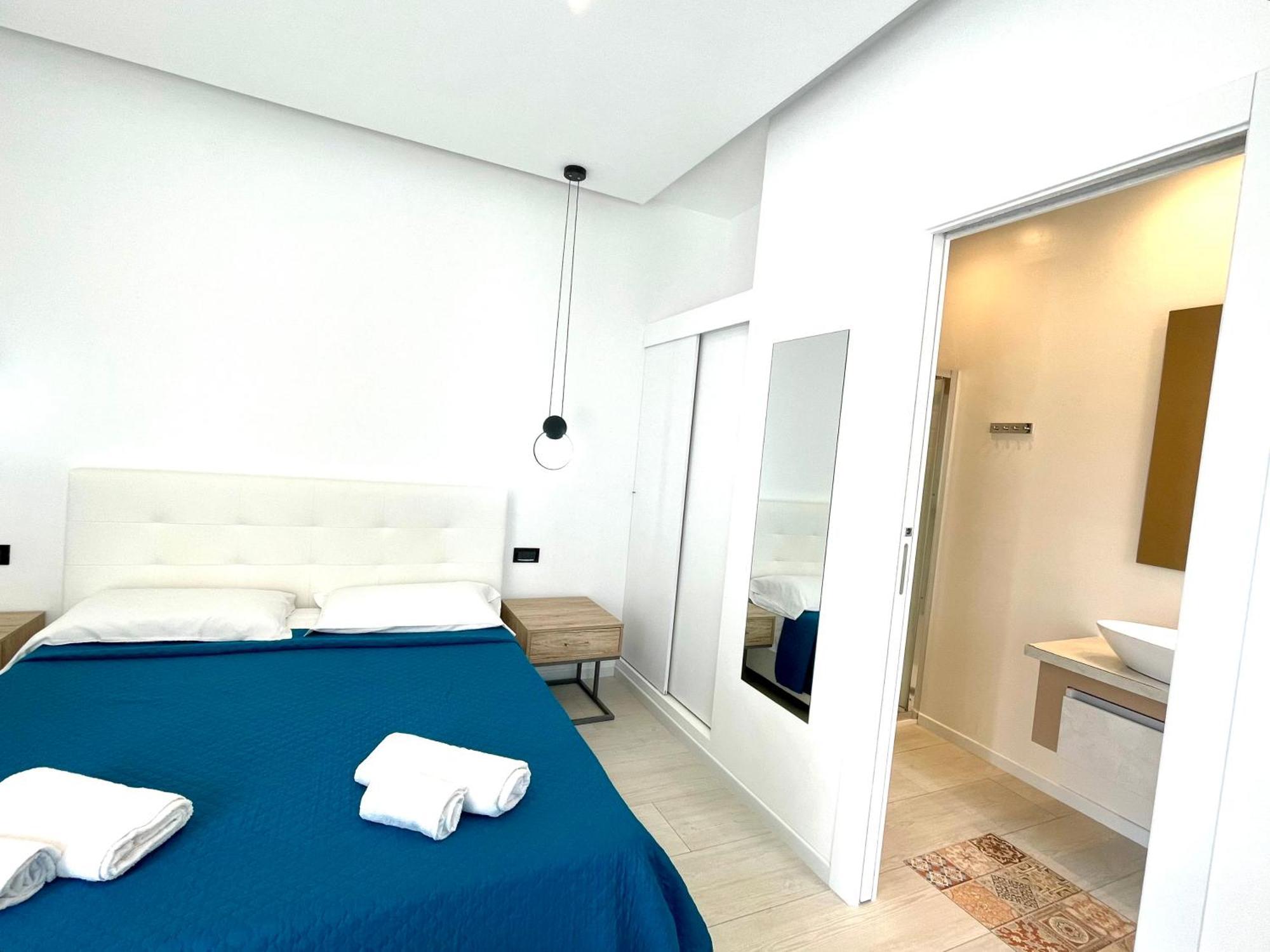 Magenta Rooms Olbia Eksteriør billede